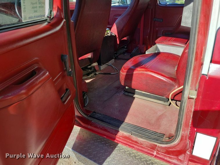 image for item DP1468 1991 Ford F Super Duty brush fire truck