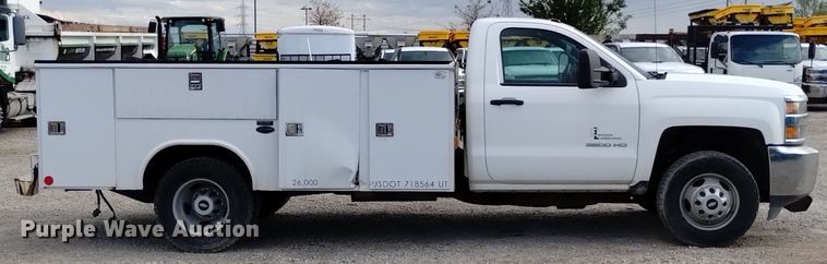 image for item DP3351 2015 Chevrolet Silverado 3500HD utility bed pickup truck