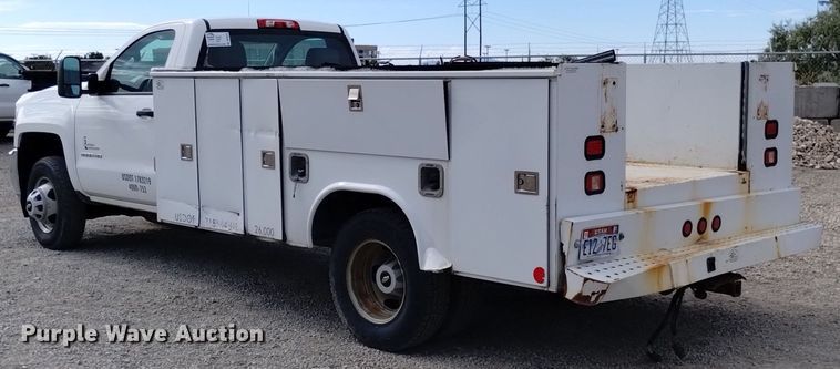 image for item DP3351 2015 Chevrolet Silverado 3500HD utility bed pickup truck