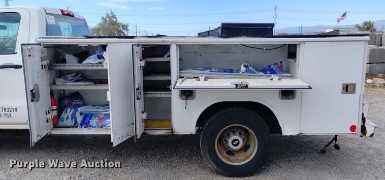 image for item DP3351 2015 Chevrolet Silverado 3500HD utility bed pickup truck