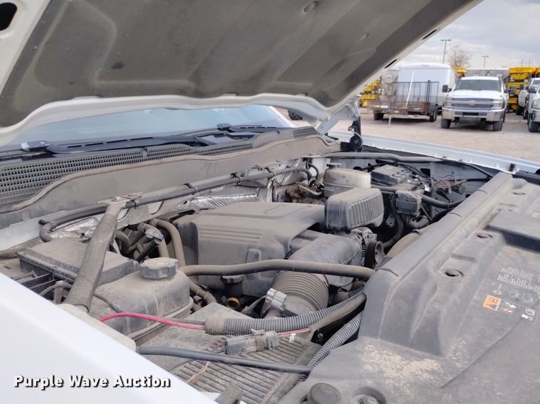 image for item DP3351 2015 Chevrolet Silverado 3500HD utility bed pickup truck