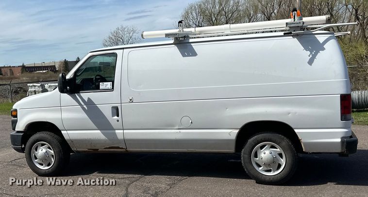image for item DQ0831 2012 Ford  E150 van