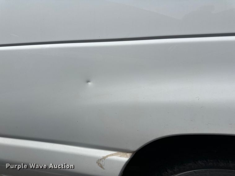 image for item DQ0831 2012 Ford  E150 van