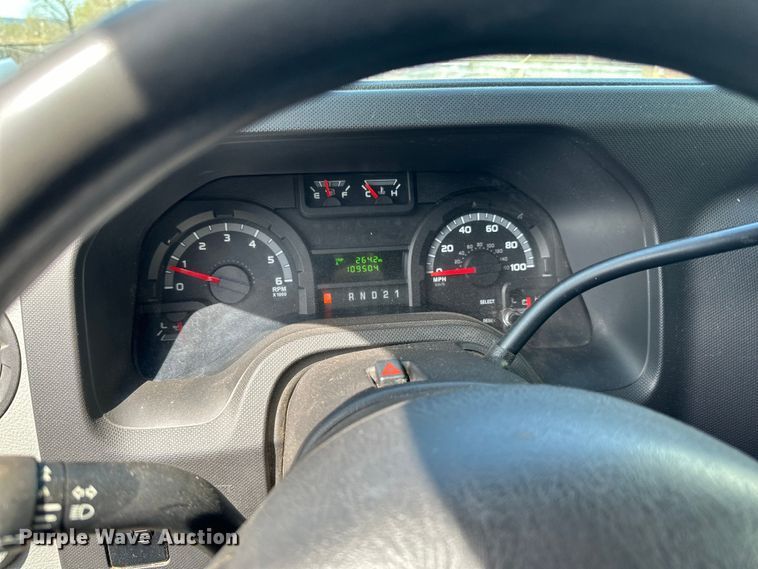 image for item DQ0831 2012 Ford  E150 van