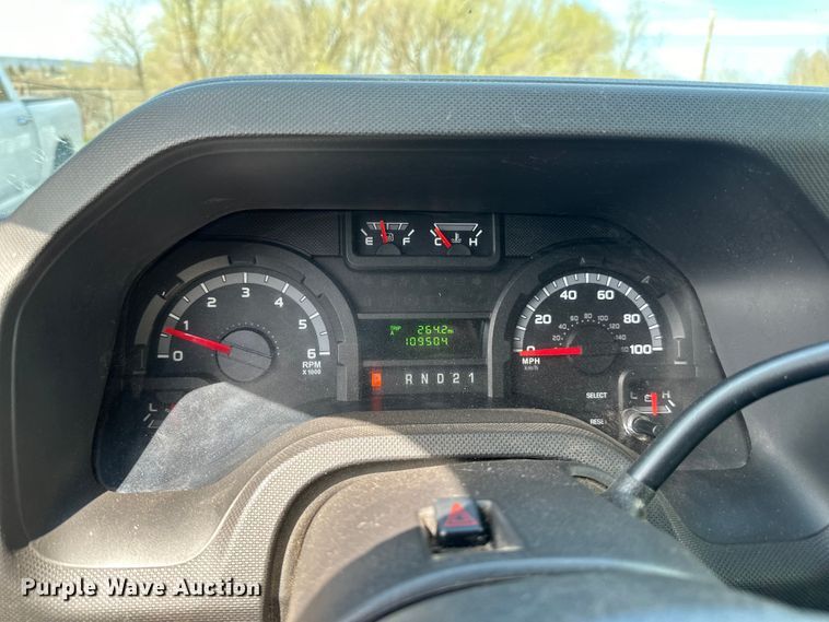 image for item DQ0831 2012 Ford  E150 van