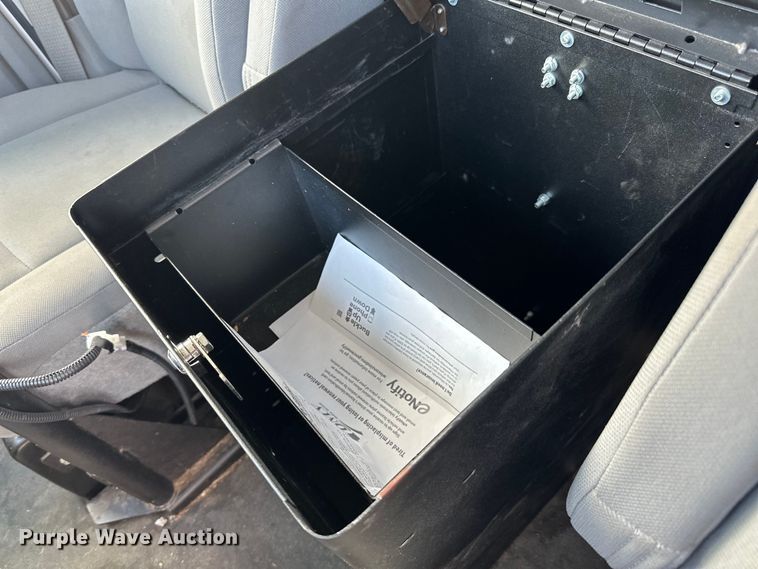 image for item DQ0831 2012 Ford  E150 van