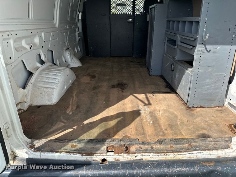 image for item DQ0831 2012 Ford  E150 van