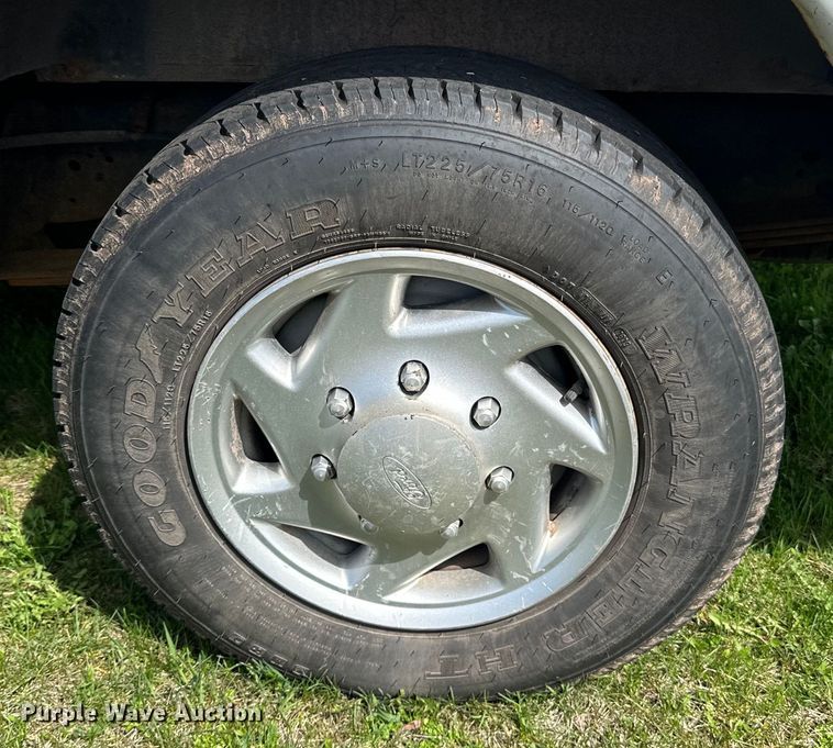 image for item DQ0831 2012 Ford  E150 van