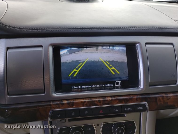 image for item DQ6104 2015 Jaguar  XF 