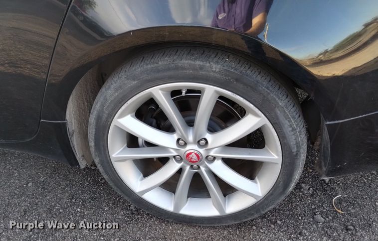 image for item DQ6104 2015 Jaguar  XF 