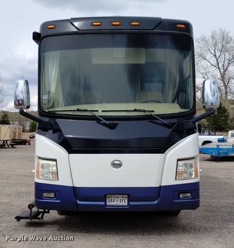 image for item DQ6107 2009 Safari  Cheetah RV