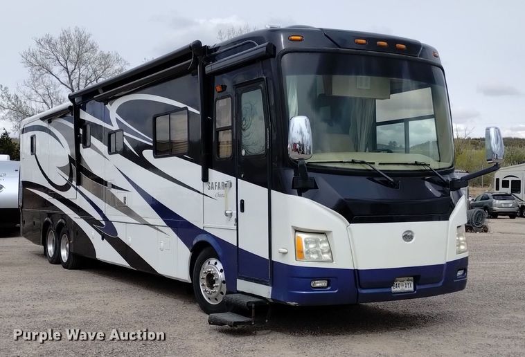 image for item DQ6107 2009 Safari  Cheetah RV