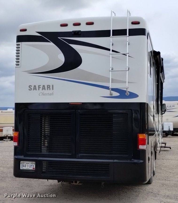 image for item DQ6107 2009 Safari  Cheetah RV