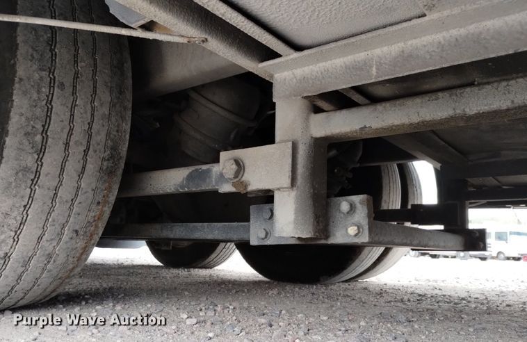 image for item DQ6107 2009 Safari  Cheetah RV