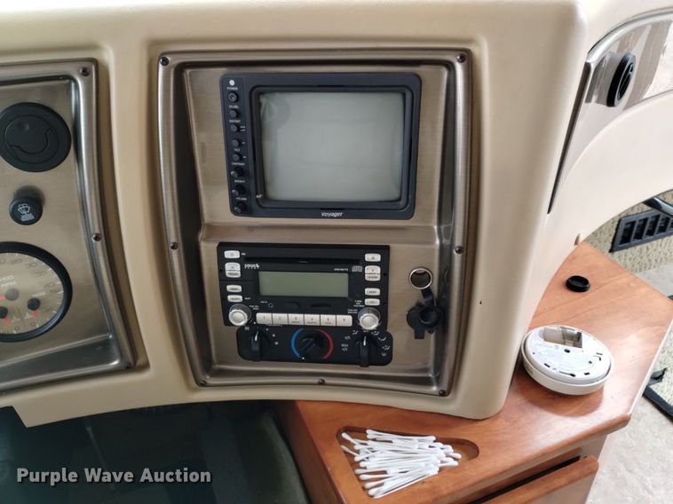 image for item DQ6107 2009 Safari  Cheetah RV