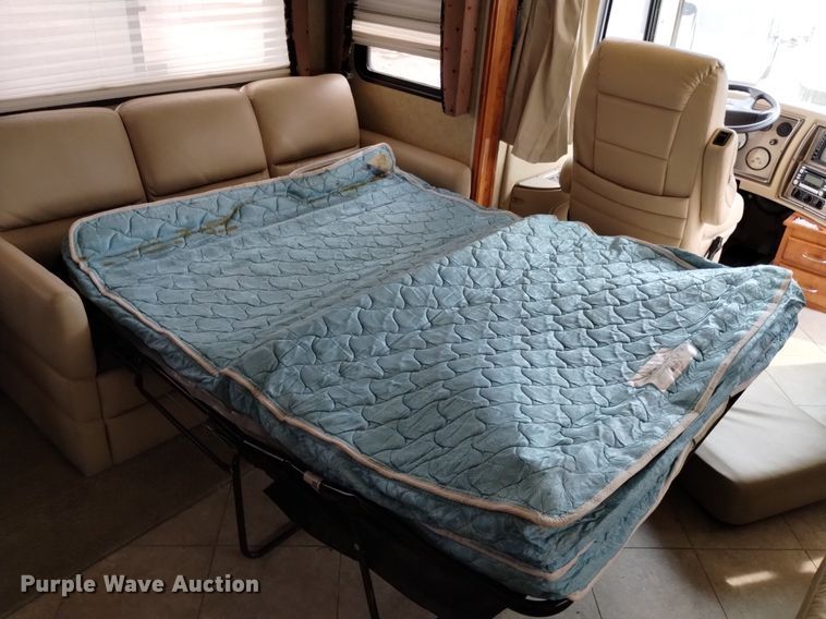 image for item DQ6107 2009 Safari  Cheetah RV