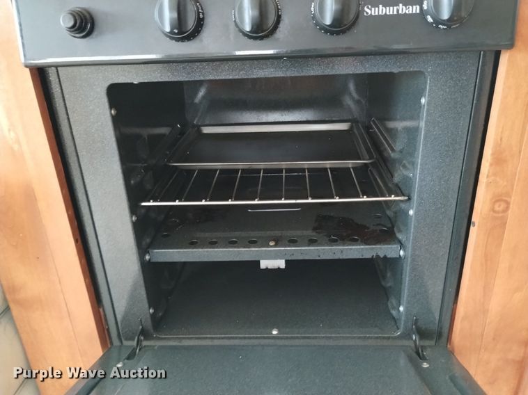 image for item DQ6107 2009 Safari  Cheetah RV