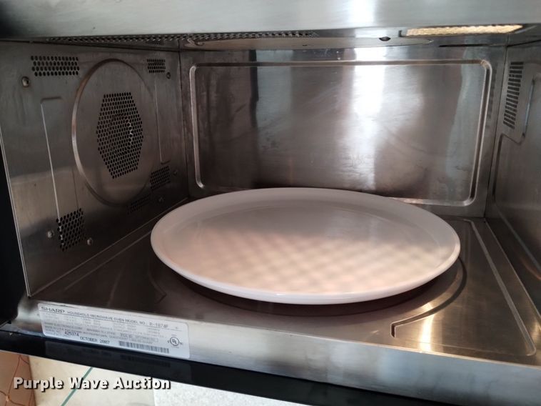 image for item DQ6107 2009 Safari  Cheetah RV