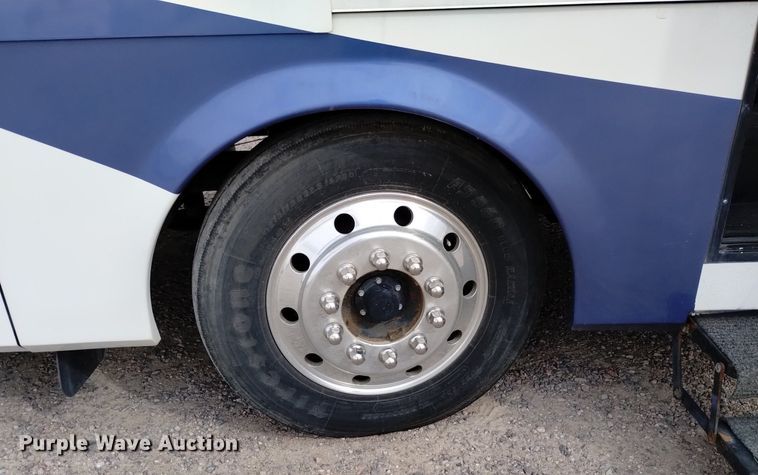 image for item DQ6107 2009 Safari  Cheetah RV