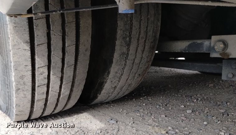 image for item DQ6107 2009 Safari  Cheetah RV