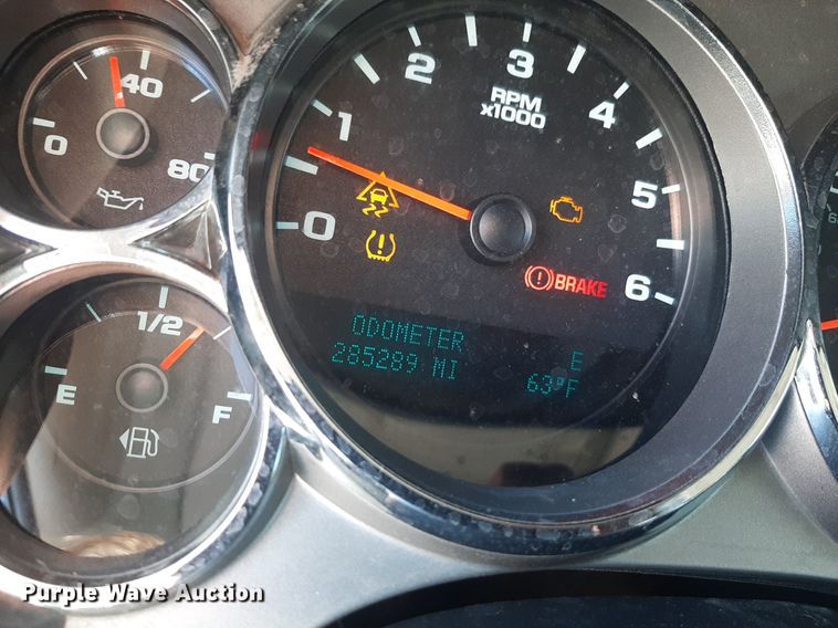 image for item DQ7099 2011 GMC Sierra 1500 Ext. Cab pickup truck