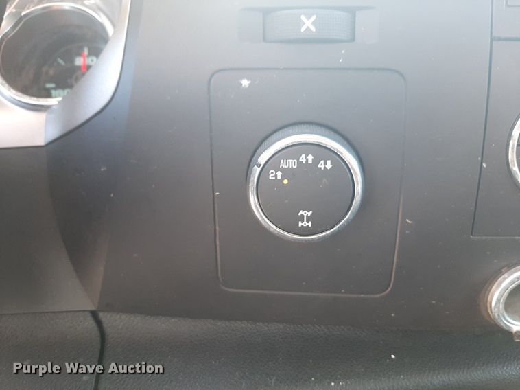 image for item DQ7099 2011 GMC Sierra 1500 Ext. Cab pickup truck