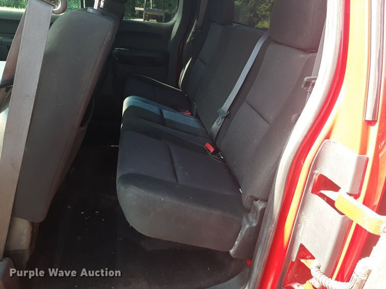 image for item DQ7099 2011 GMC Sierra 1500 Ext. Cab pickup truck