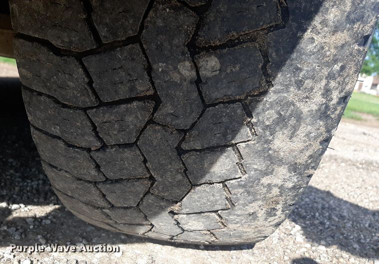 image for item DQ7099 2011 GMC Sierra 1500 Ext. Cab pickup truck