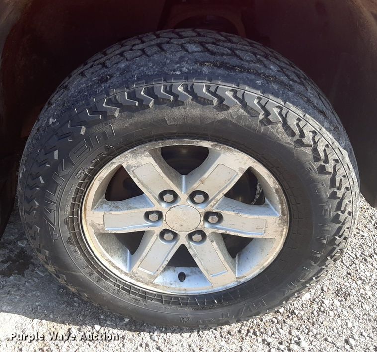 image for item DQ7099 2011 GMC Sierra 1500 Ext. Cab pickup truck