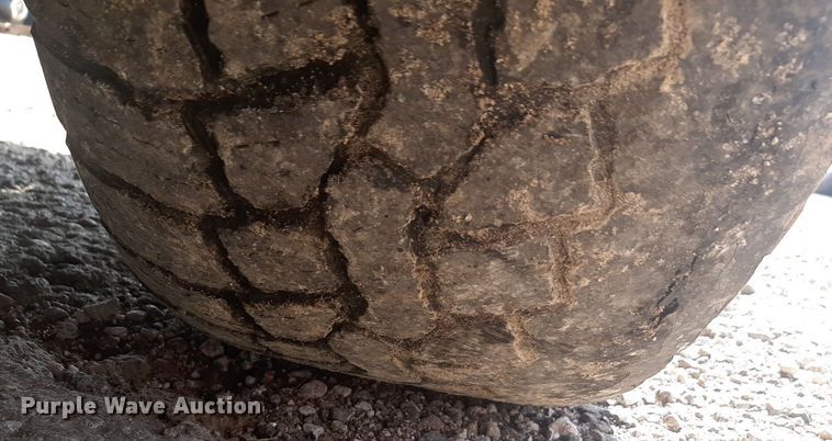 image for item DQ7099 2011 GMC Sierra 1500 Ext. Cab pickup truck