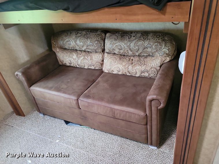 image for item DR4300 2012 Heartland Sundance 3300CK camper