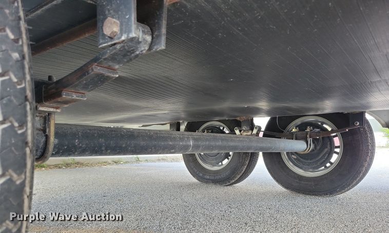 image for item DR4300 2012 Heartland Sundance 3300CK camper