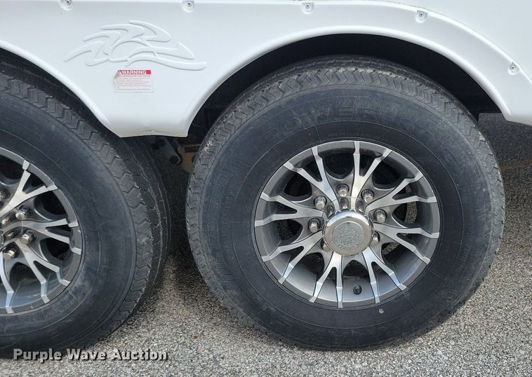 image for item DR4300 2012 Heartland Sundance 3300CK camper