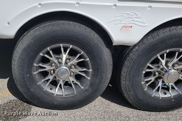 image for item DR4300 2012 Heartland Sundance 3300CK camper