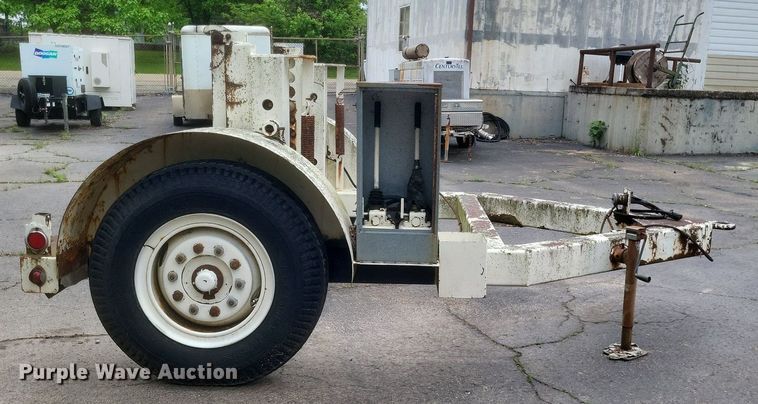 image for item DR4772 1990 Eaton Metal Products TECH 10E reel trailer