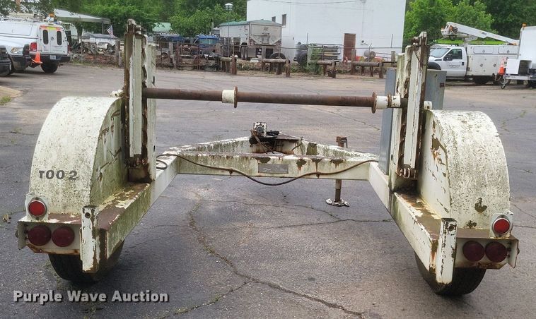 image for item DR4772 1990 Eaton Metal Products TECH 10E reel trailer