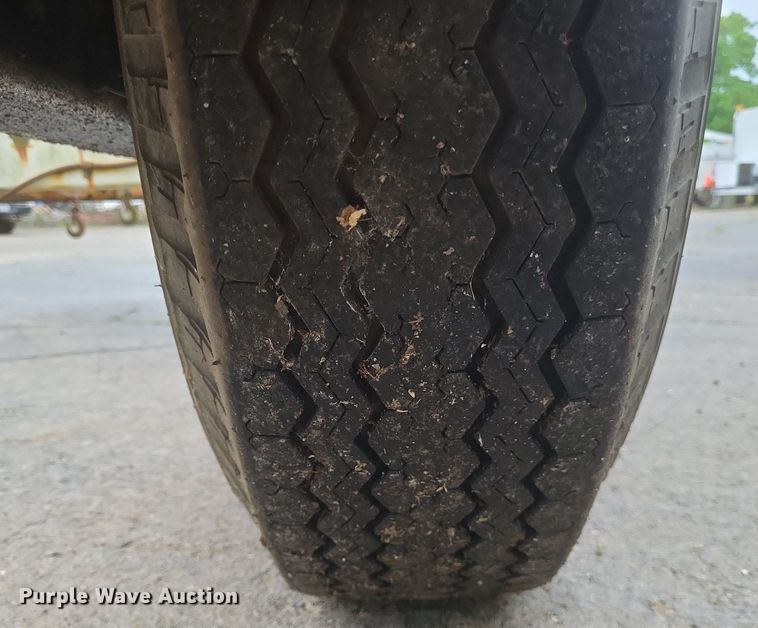 image for item DR4772 1990 Eaton Metal Products TECH 10E reel trailer