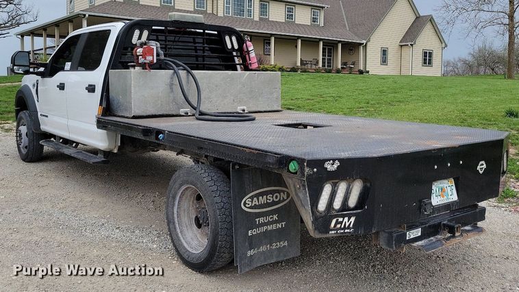 image for item DR7948 2019 Ford F450 Super Duty Crew Cab flatbed truck