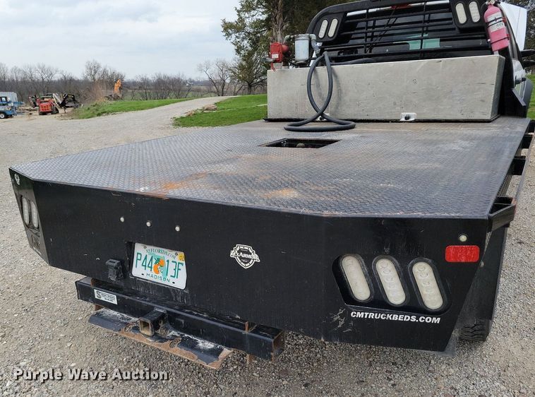 image for item DR7948 2019 Ford F450 Super Duty Crew Cab flatbed truck