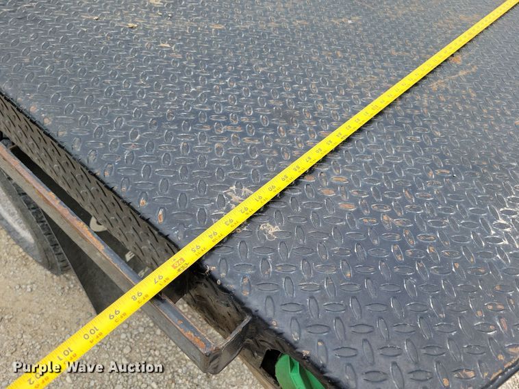 image for item DR7948 2019 Ford F450 Super Duty Crew Cab flatbed truck