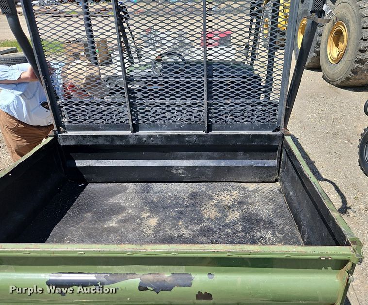 image for item DR8596 2013 Kawasaki  Mule 4010 utility vehicle