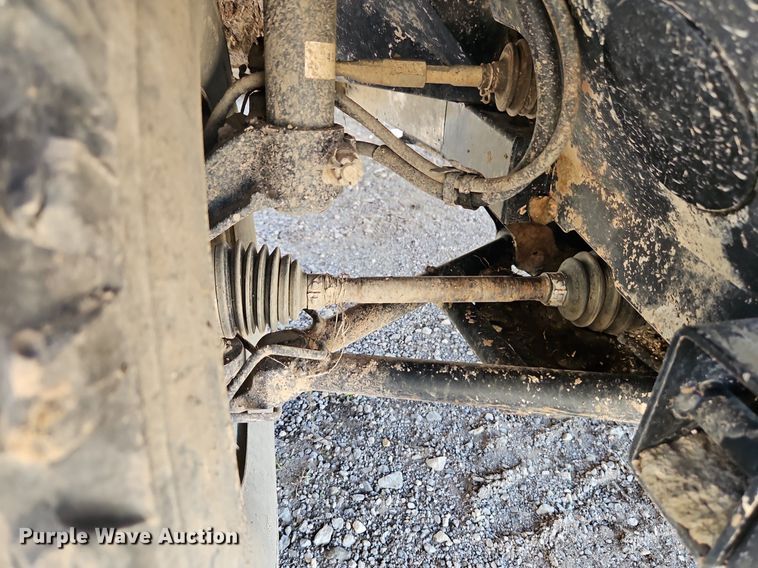 image for item DR8596 2013 Kawasaki  Mule 4010 utility vehicle