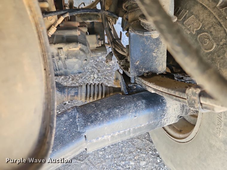 image for item DR8596 2013 Kawasaki  Mule 4010 utility vehicle