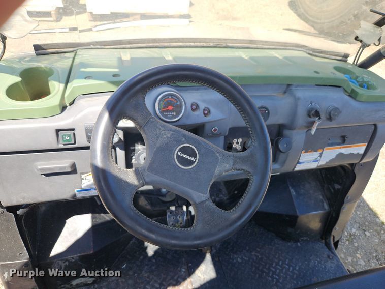 image for item DR8596 2013 Kawasaki  Mule 4010 utility vehicle