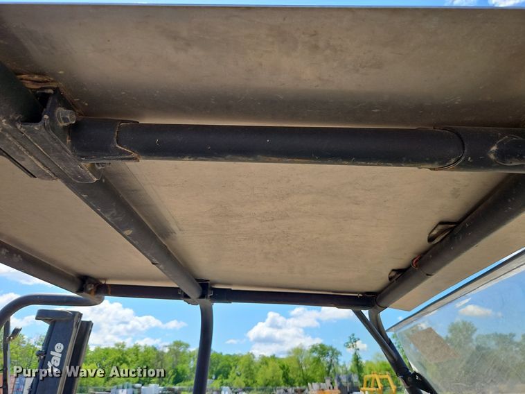 image for item DR8596 2013 Kawasaki  Mule 4010 utility vehicle