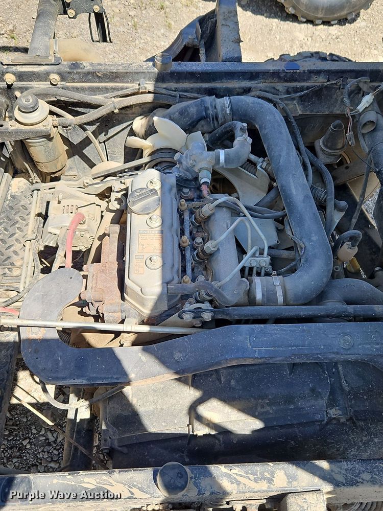 image for item DR8596 2013 Kawasaki  Mule 4010 utility vehicle