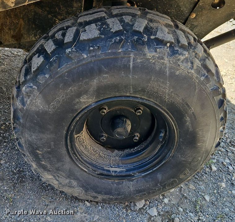 image for item DR8596 2013 Kawasaki  Mule 4010 utility vehicle