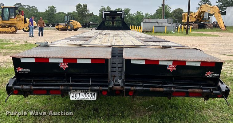 image for item DS2945 2020 PJ LD402 equipment trailer