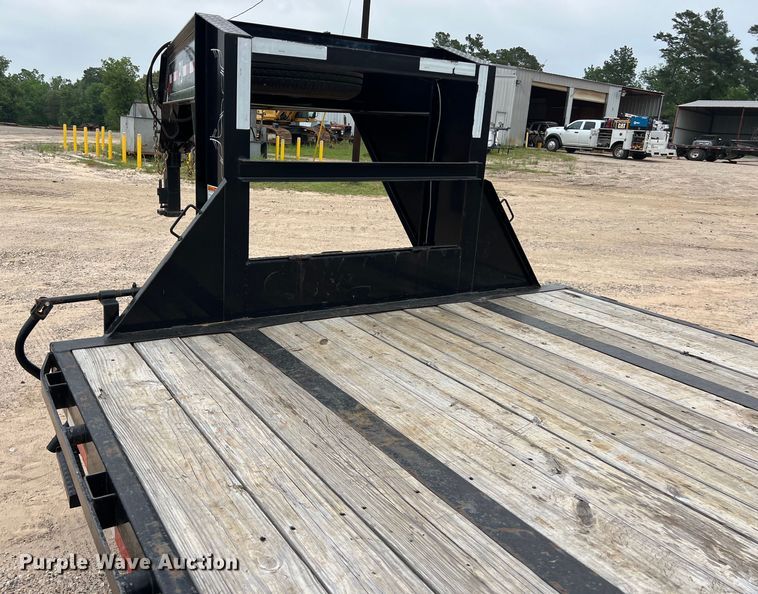 image for item DS2945 2020 PJ LD402 equipment trailer