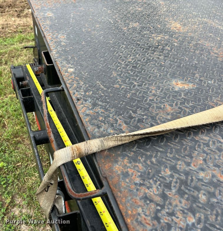 image for item DS2945 2020 PJ LD402 equipment trailer